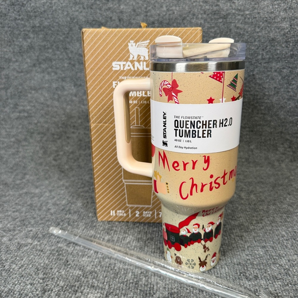 New Stanley Flowstate Quencher Tumbler 40 OZ Tan Merry Christmas Holiday